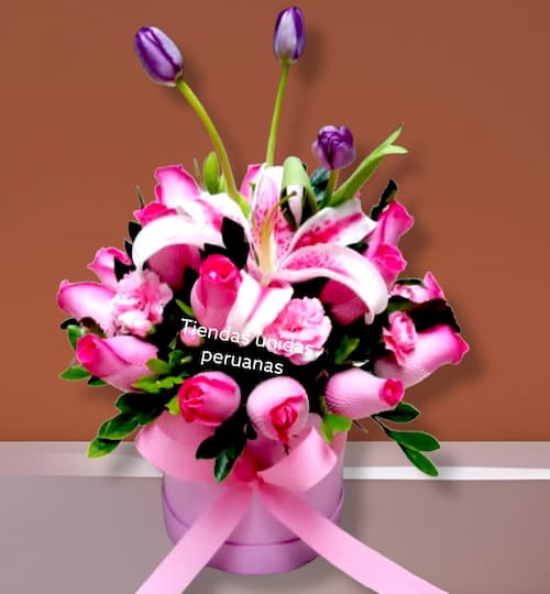 Florerias Delivery | Arreglo de Rosas | Sombrera con 12 rosas - Cod:ENL12