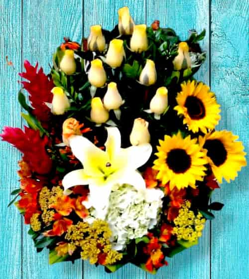 Arreglos con Rosas | Arreglo de Flores y Girasoles | Delivery de Flores en Peru - Whatsapp: 980660044